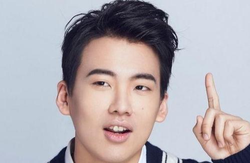 郭麒麟吃麒麟瓜,美食之旅再现经典