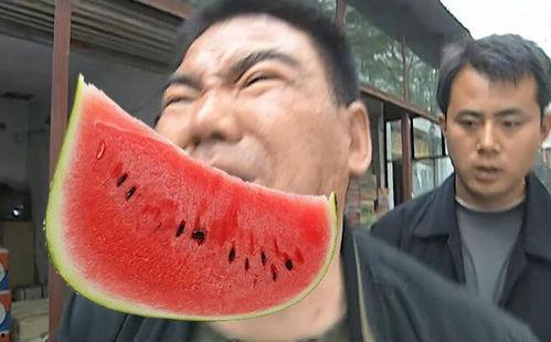 河南商丘学院吃瓜,一场“吃瓜”引发的校园风云